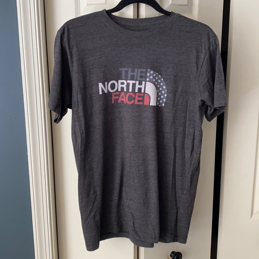 North Face American T-shirt (medium)
